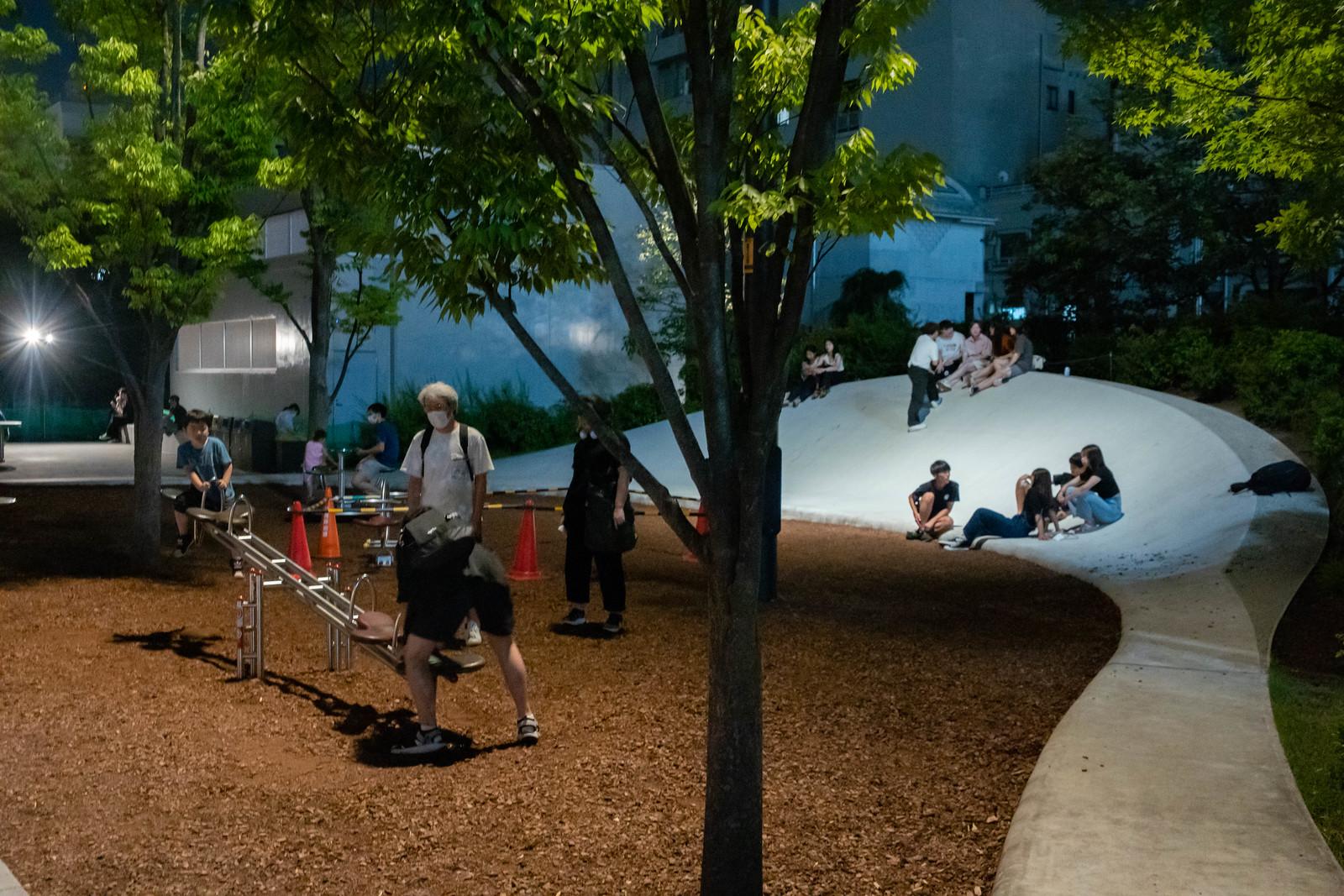 Ikebukuro Residents Embrace Outdoor Boot Camps During Hot Summer