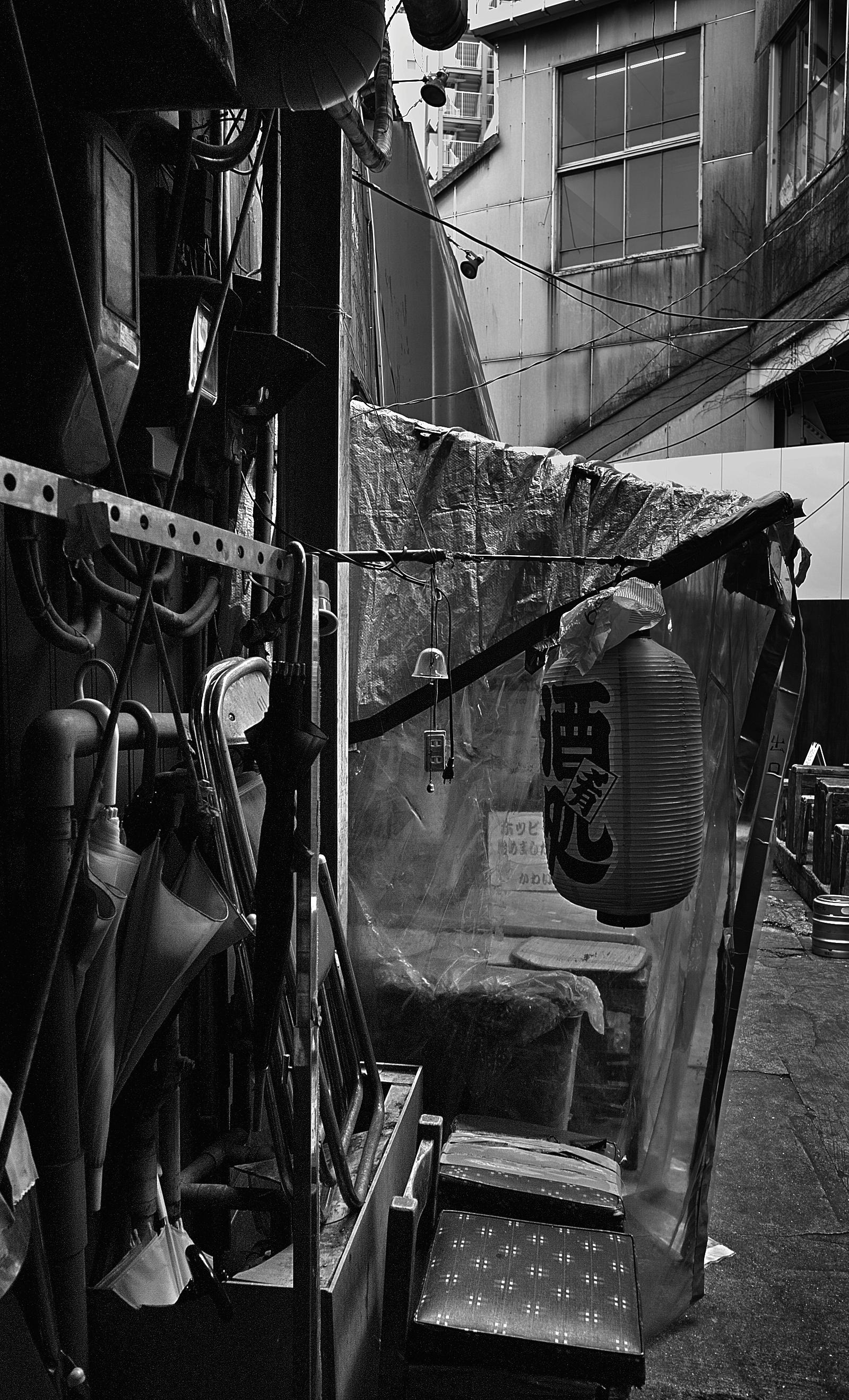 Back Alleys Shimokitazawa, 2008 04 20 15.25.03 (by Guwashi999)